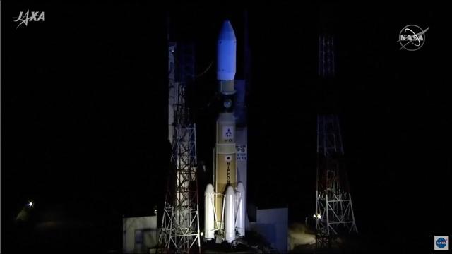 Blastoff! Japan launches HTV-9 cargo ship to space station