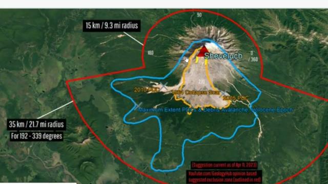 Major Sheveluch Volcano eruption in Russia sends ash 52,000 feet into the Sky!