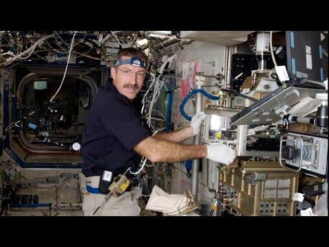 Space Station Live: Fighting Coarsening In Colloids