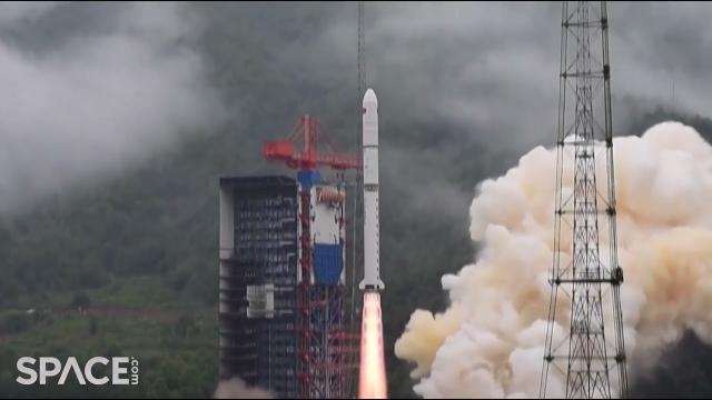 Blastoff! China's Long March 2D rocket launches Yaogan-35 family satellites