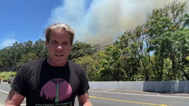 Major Fire Breakout on The Hamakua Coast of the Big Island!