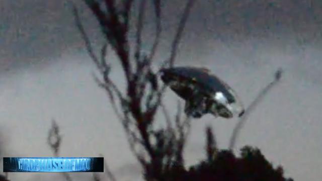 INSIDER UFO SECRETS!!  J-Rods Flying Saucer Over Area 51?  Whistle Blower Challas Speaks! 2016