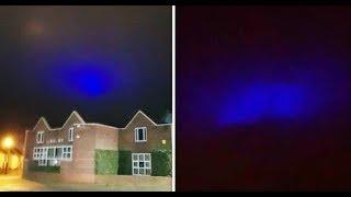 Bizarre 'blue alien eyes’ spotted travelling across UK night sky