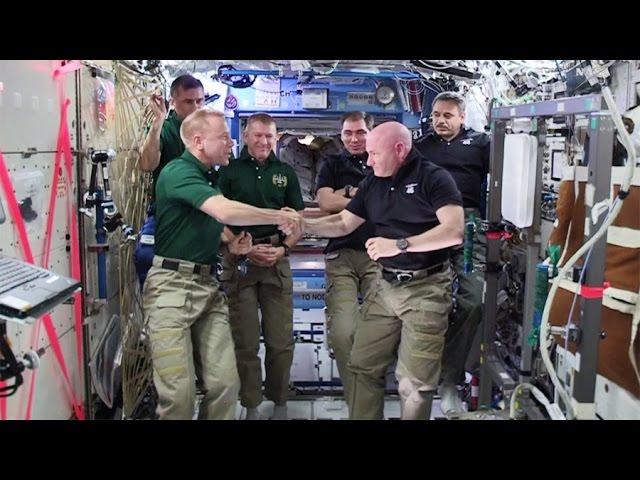 Scott Kelly Hands Over Station Command to Tim Kopra