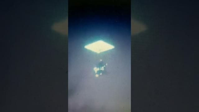 UFO enters through a portal in Germany