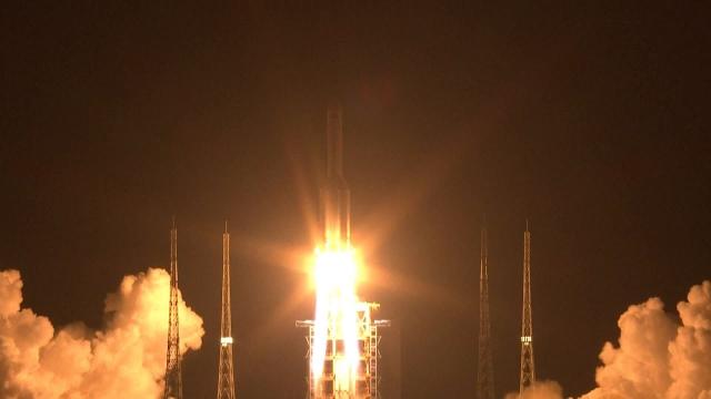 China’s Heavy-Lift Long March 5 Rocket Launches Satellite