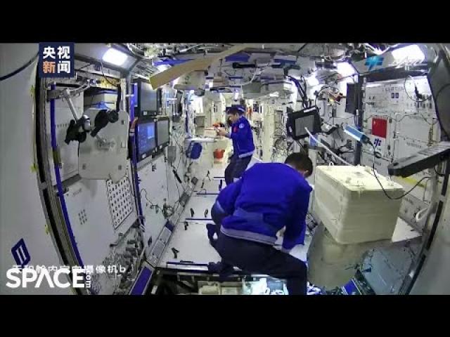 Chinese astronauts do some 'spring cleaning' aboard Tiangong space station