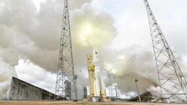 Europe's Ariane 6 rocket fired up in highlight time-lapse