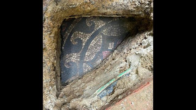A Roman Mosaic, Buried for More Than Two Millennia, Was Uncovered Outside a Vape Shop in England
