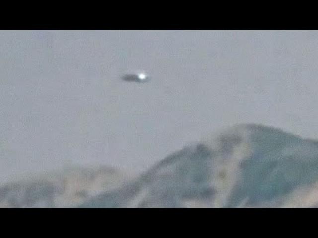 UFO Filmed in Catalina Island by Navy photographer, USA, April 1966 ????
