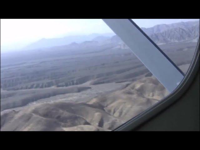 Flying saucer passed by Cessna flying over the Nazca, Peru