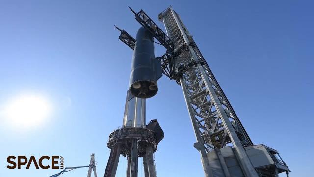 Watch SpaceX's Starbase launch and catch tower stack Starship in time-lapse