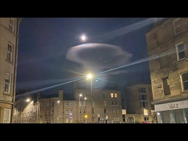 UFO-shaped Clouds Spotted In The Sky As Met Office Explains Rare 'UNNATURAL' Phenomena