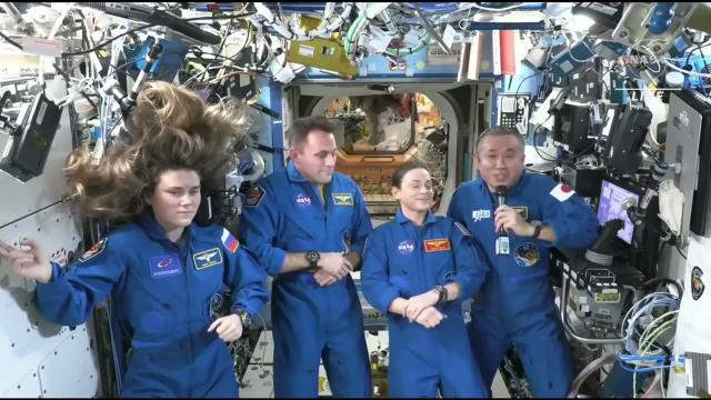 SpaceX Crew-5 talks extra astronaut seat, Japan's moon plans and seeing auroras