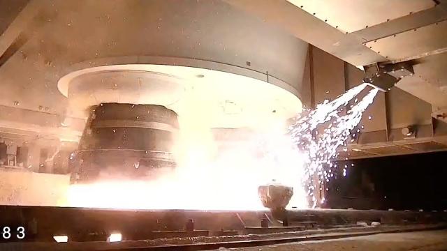 New Vulcan Centaur rocket fired up for first time in test