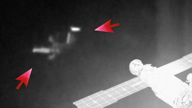 IS THERE EVIDENCE OF A POINTED UFO VISITING EARTH AND THE SUN?