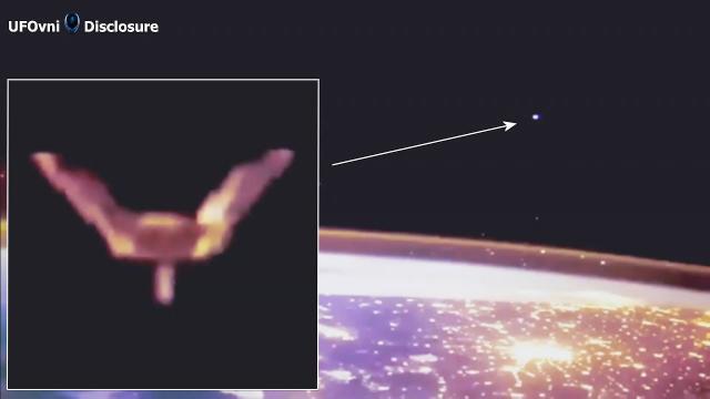 Ultra-Fast UFO Took Off Into Outer Space Flying Past The SpaceX Rocket