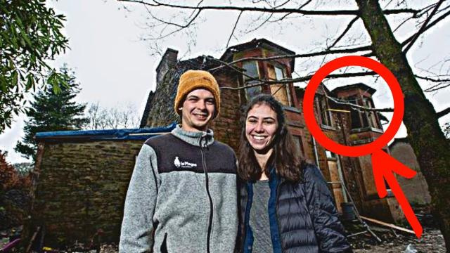 A Young Couple Bids On A Flat Only To Find Out It Is A Dilapidated 120 Year Old Villa ! !