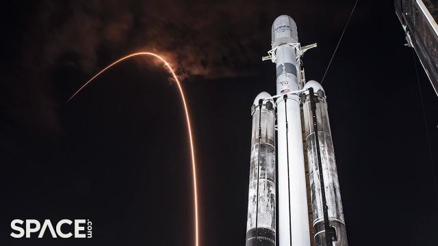 Wow! SpaceX Falcon 9 liftoff seen from Falcon Heavy launch pad