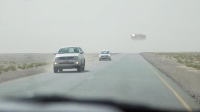 ???? Huge UFO Filmed By Drivers in Almeria Desert in Spain (CGI)