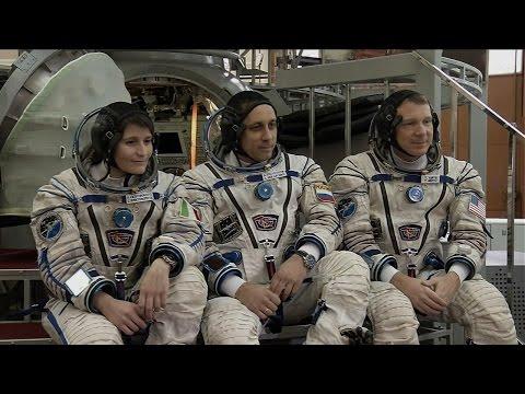 Expedition 42/43 Crew Undergoes Final Training Outside Moscow