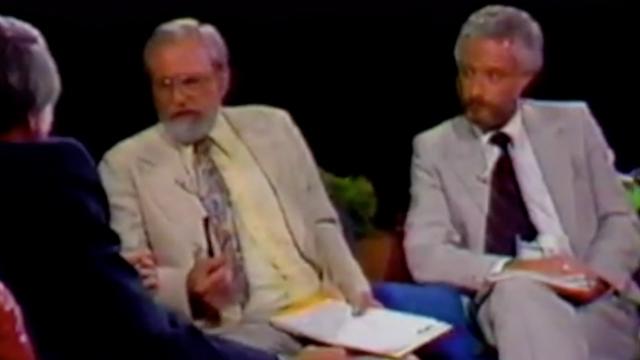 Tom Snyder Interviews Dr. J. Allen Hynek & Peter Gersten about the UFO Phenomenon - FindingUFO