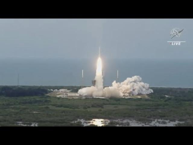 Blastoff! Boeing Starliner OFT-2 mission launches to space station