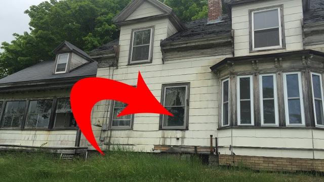 Man Makes A Startling Find While Cleaning Out His Grandparents’ Old House