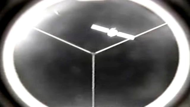 UFO's Seen During International Space Station Docking In The 1990's. (UFO Mysteries)