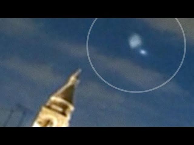 2 Strange Lights in PARIS, April 21 2022 ????