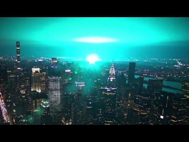 Strange lights in the sky appear all over the world, a harbinger of an alien invasion?