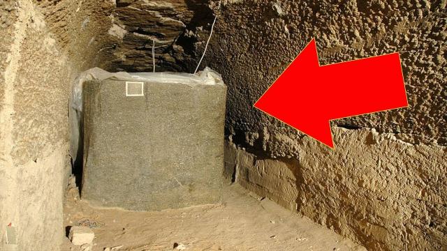 ancient egypt : A Man Discovered Strange Boxes Buried , And Their Origins Are Mystifying Scientists