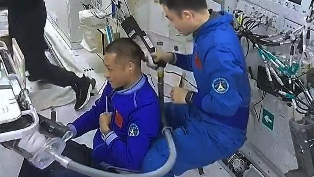 Haircut in space! Chinese astronauts show how it's done on Tiangong space station