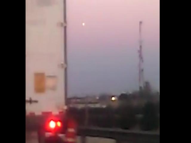 Unexpected UFO Makes Visit Over  I-70 East Ohio Freeway Then Disappers! 2016