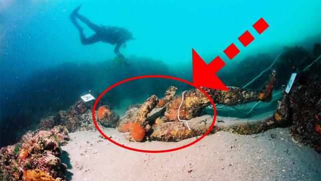 A Diver Was Exploring Off The Coast Of Italy When He Unearthed Two Astonishing Ancient Discoveries