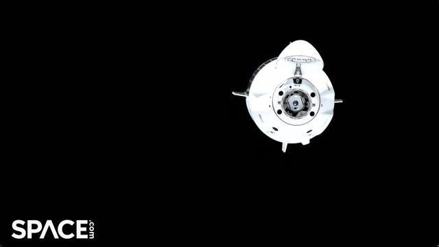 See SpaceX's Crew-6 Dragon approach space station in this epic time-lapse