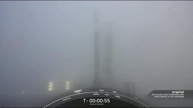 SpaceX aborts launch attempt of 21 Iridium and OneWeb satellites