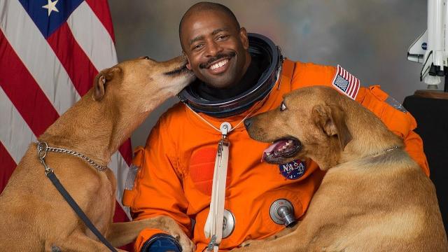 NASA astronaut Leland Melvin talks dogs and new Varsity Tutors course