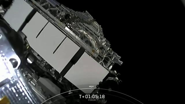SpaceX deploys new Starlink batch in amazing view from space