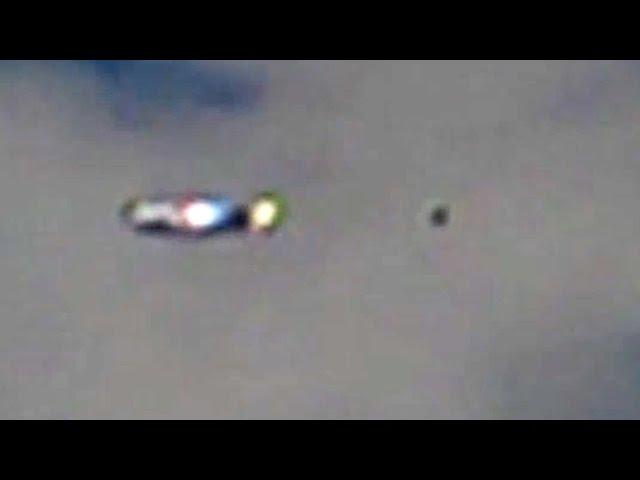 WTF? Interdenominational Shape Shifting Biological UFO Sighting Over Texas? 11/25/2014