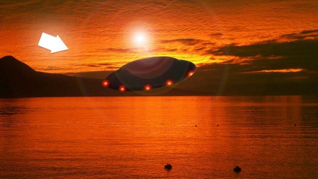 UNBELIEVABLY RARE UFO Footage Caught On Camera!! Alien, UFO Videos