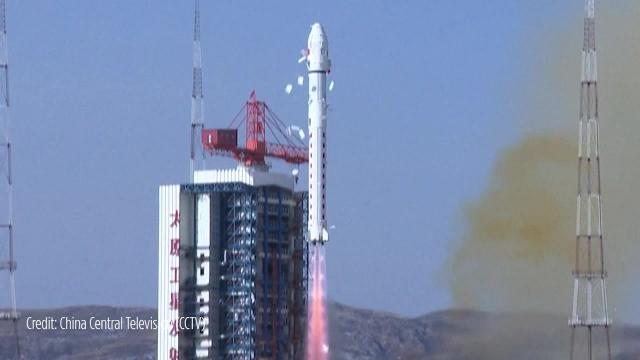 Chinese Rocket Sheds Insulation Tiles During Satellite Launch