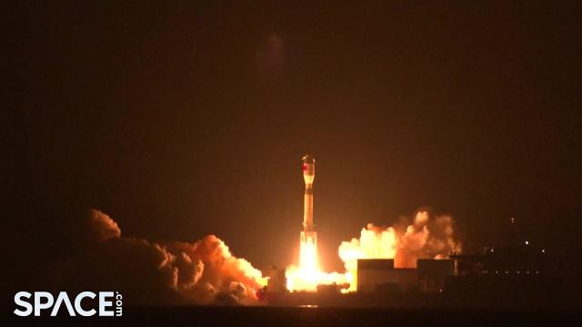 China's Smart Dragon 3 launches test satellite from mobile sea platform, rocket sheds tiles