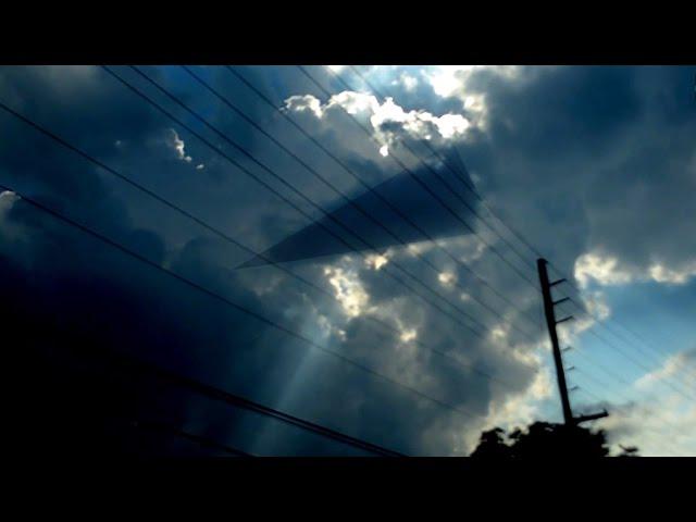 The Worlds Best UFOs Of 2014 Full Length Documentary!! Free Watch Now!
