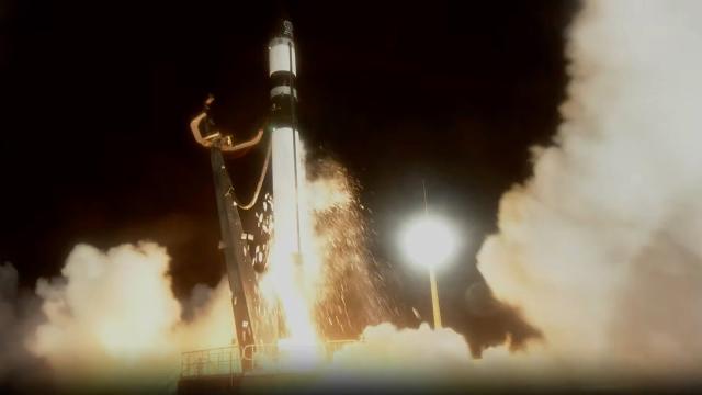 Blastoff! Rocket Lab launches Astroscale satellite to inspect space junk