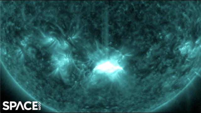 Earth-facing sunspot blasts powerful X-flare! See spacecraft's view
