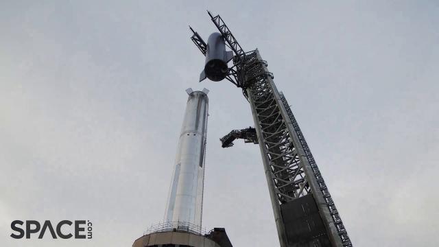 SpaceX stacks Starship in preparation for third test flight - time-lapse and photos