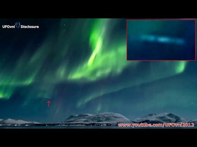 UFO Cigar Flying In The Aurora Borealis, Merry Christmas 2014