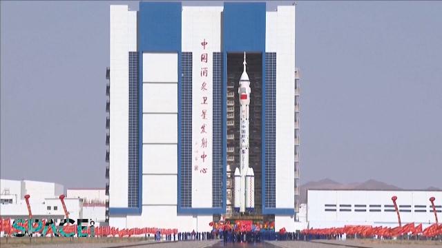 Chinese Shenzhou 18 crew's Long March 2F rocket rolled out the pad