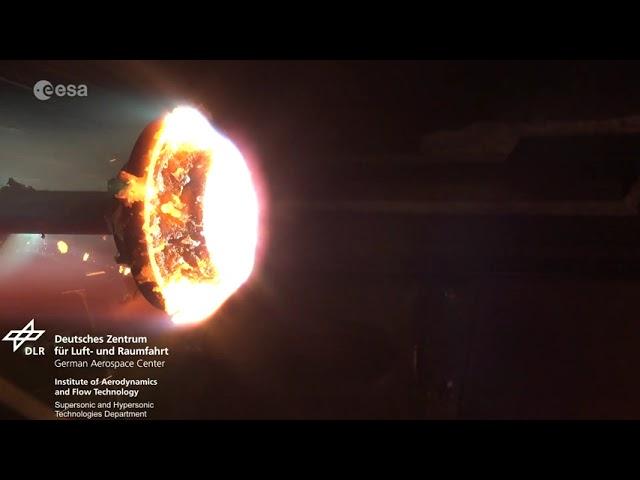 See a satellite chunk burn up in plasma wind tunnel test
